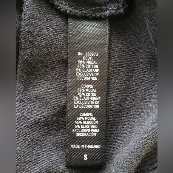 SKIMS Boyfriend Long Sleeve T-Shirt | Onyx - Picture 7 of 16